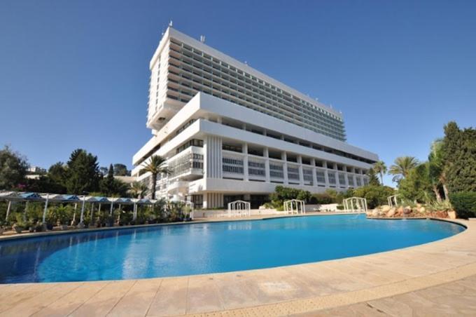 Hotel El Aurassi Isly エクステリア 写真